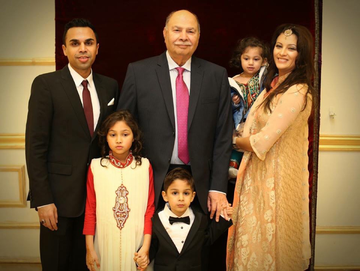 Aslam Hayat with family, January 2017
