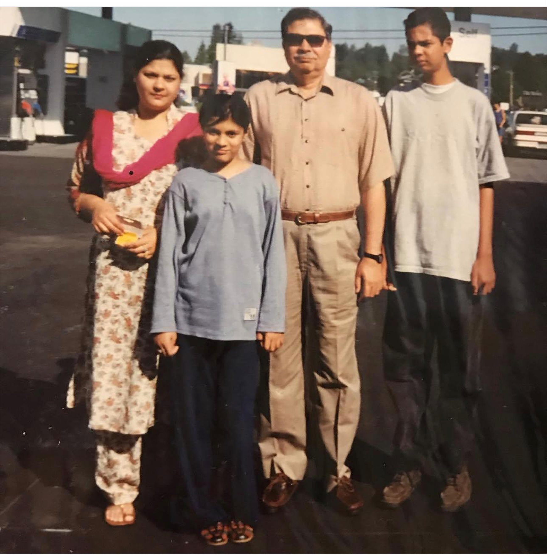 Aslam Hayat with daughter Nina, granddaughter Amina and Nauman
